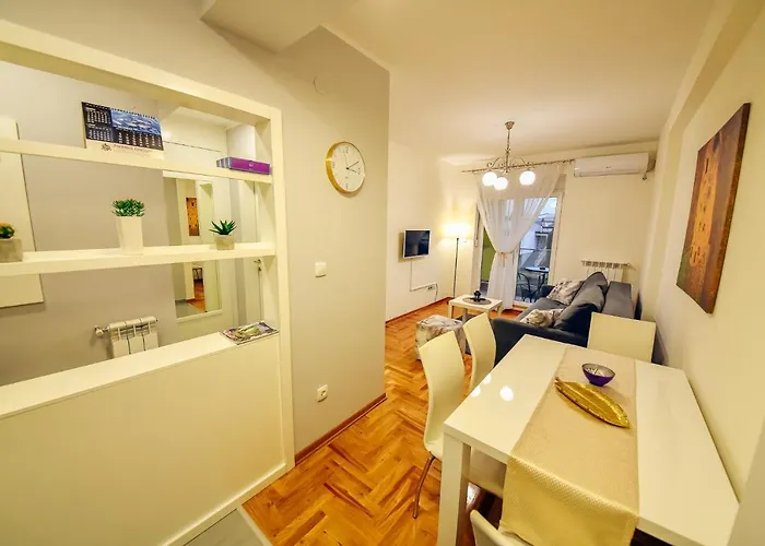 A9 Lux * Banja Koviljača